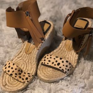 Dolce Vita Size 6 Espadrille Wedges
